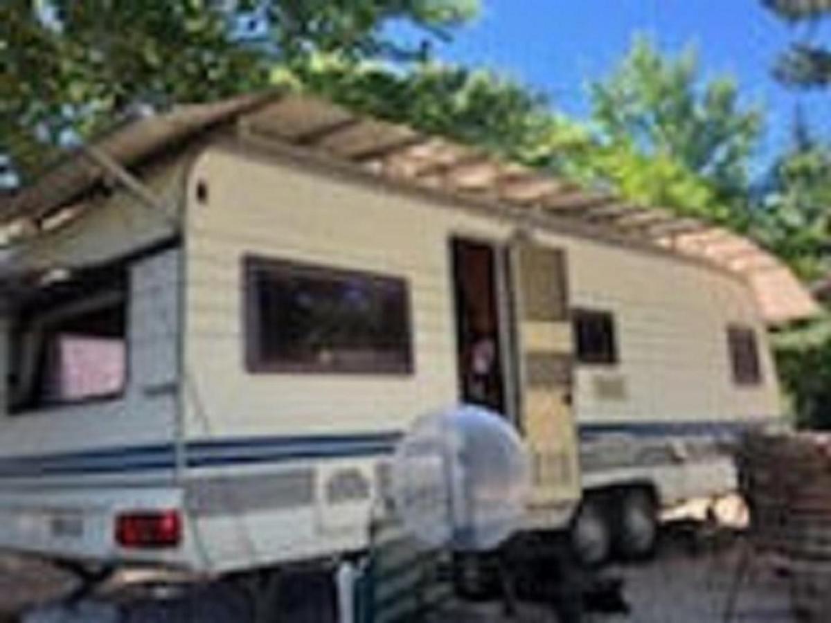Bed and Breakfast L'Embellie Bertignat Exterior foto